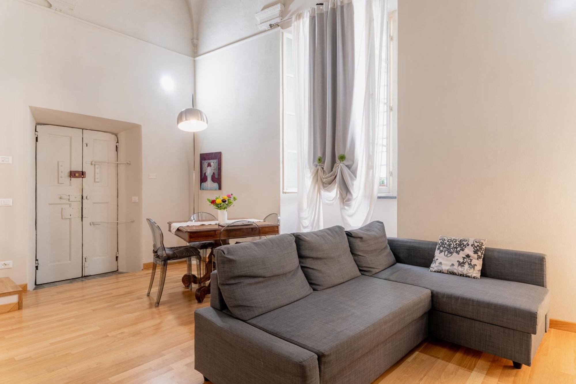 La Casa Di Cristina Apartment Лука Екстериор снимка